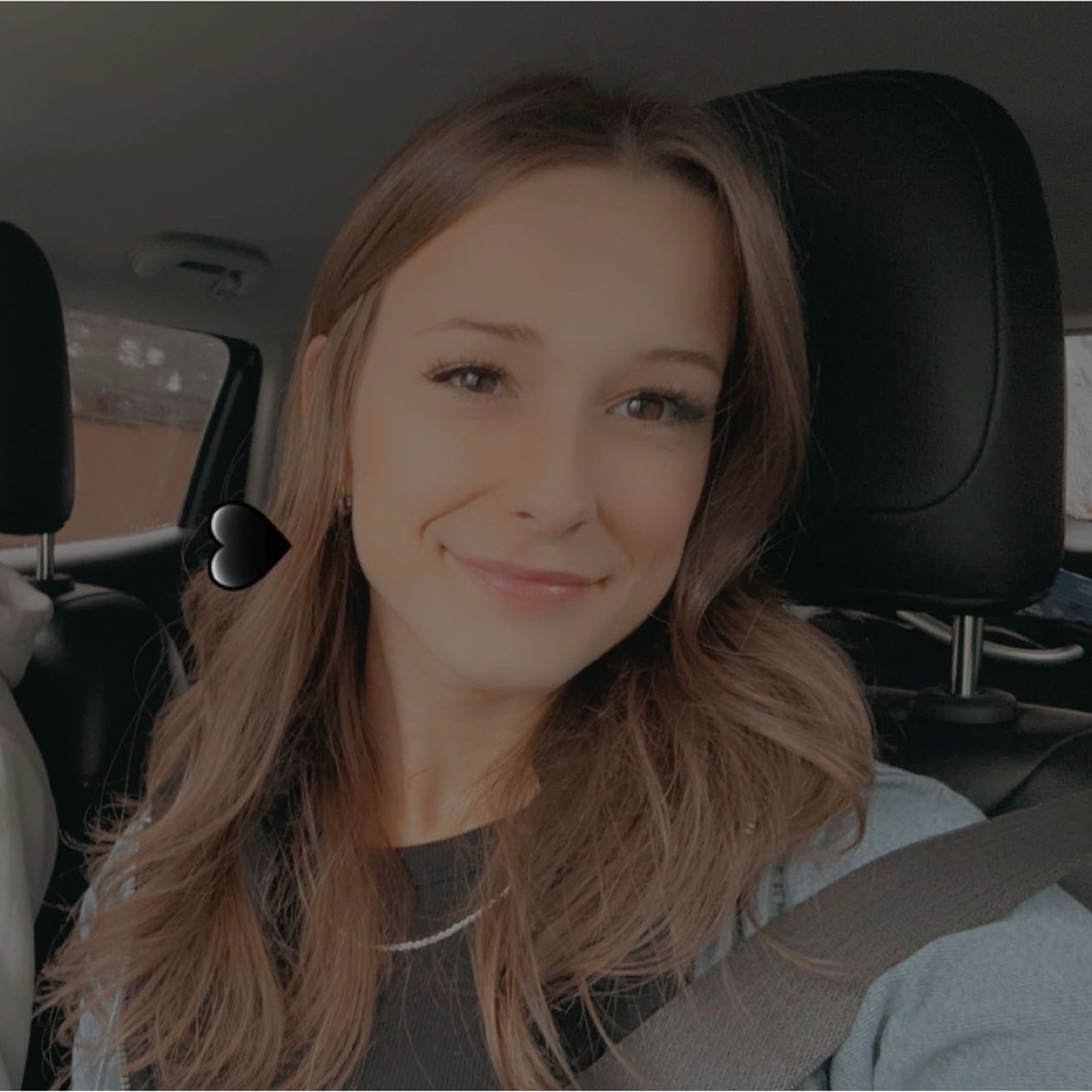 Meet your Posher, Cassie! 🤩